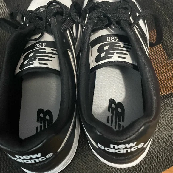 New Balance 480 Men's Black and White Sneakers - Picture 10 of 11